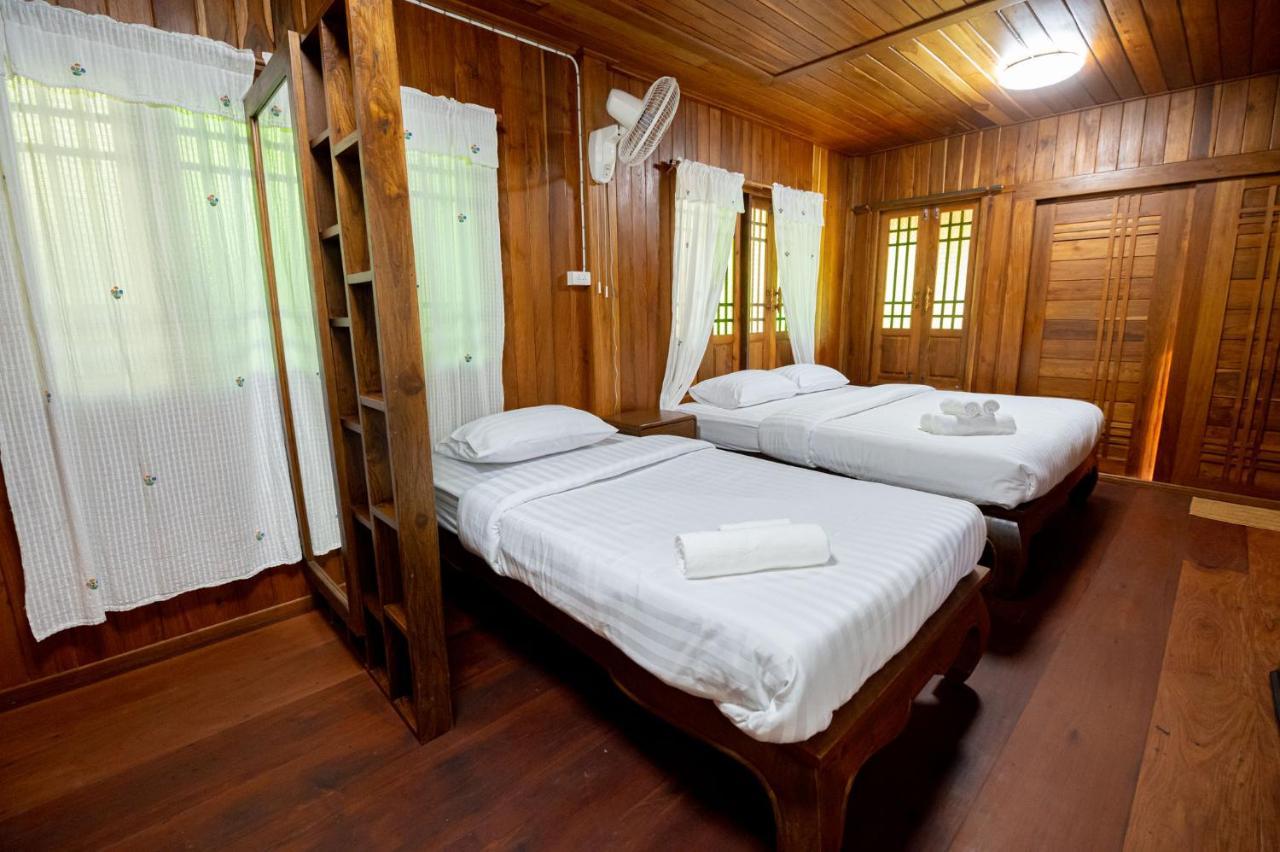 Suk Sabai Homestay Sukhothai Exterior photo