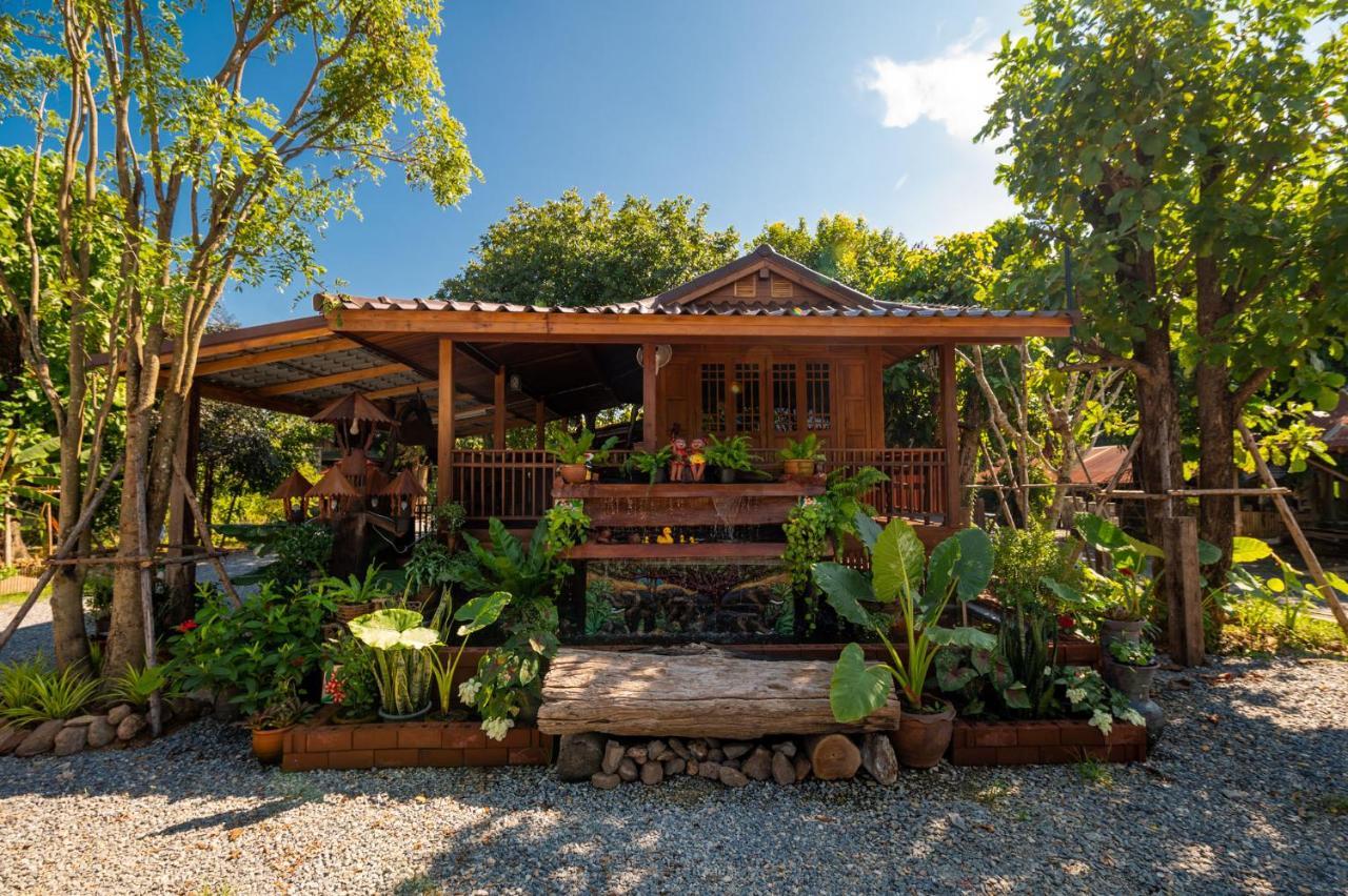 Suk Sabai Homestay Sukhothai Exterior photo