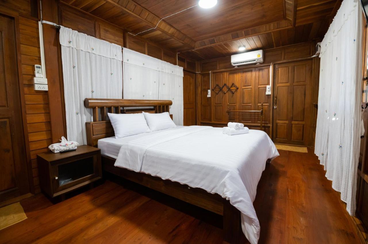 Suk Sabai Homestay Sukhothai Exterior photo